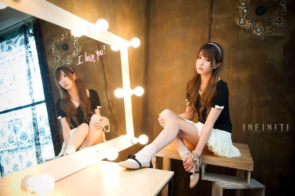 [网络收集] 2013.08.02 韩国MODEL许允美--光影下的美人